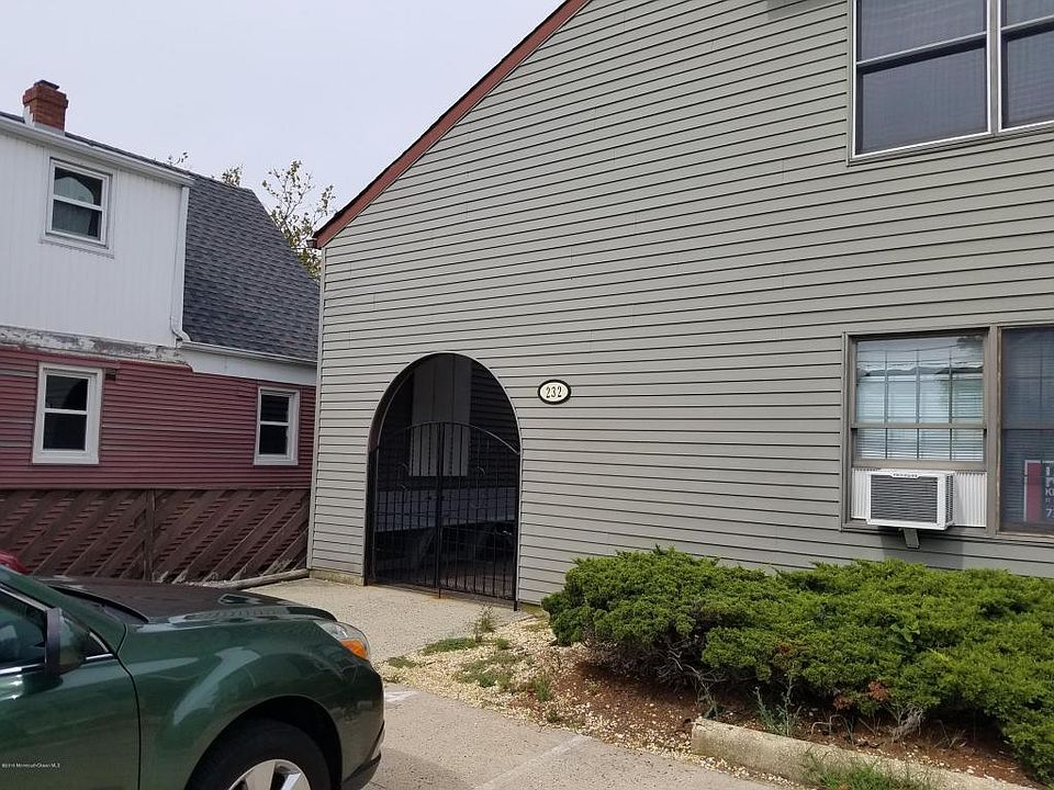 1st image of 232 Blaine Ave APT 1