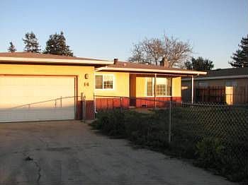 1st image of 14 Valdez Ln