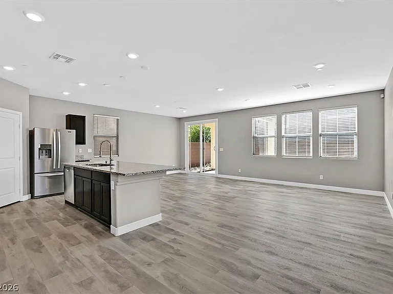 2823 Turnstone Ridge St — Photo 4