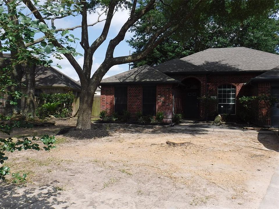 1st image of 20502 Fox Haven Ln