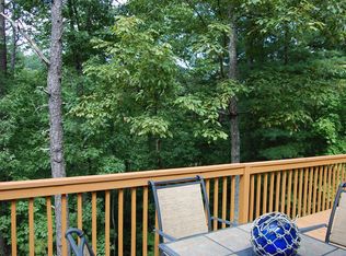 144 Wolf Trl, Lake Lure, NC 28746