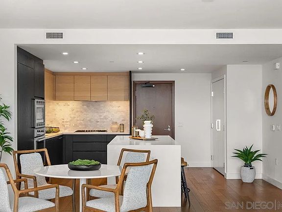 3rd image of 1388 Kettner Blvd Unit 501