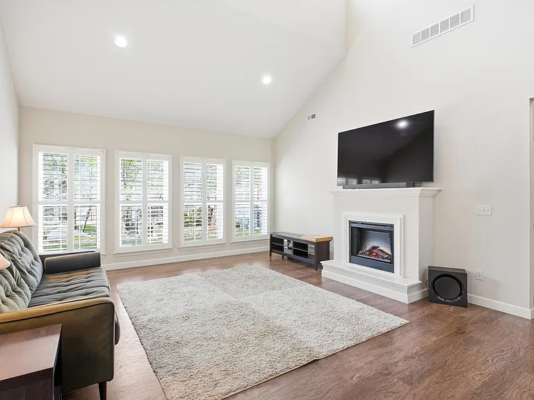 2409 Boulder Springs Dr — Photo 5