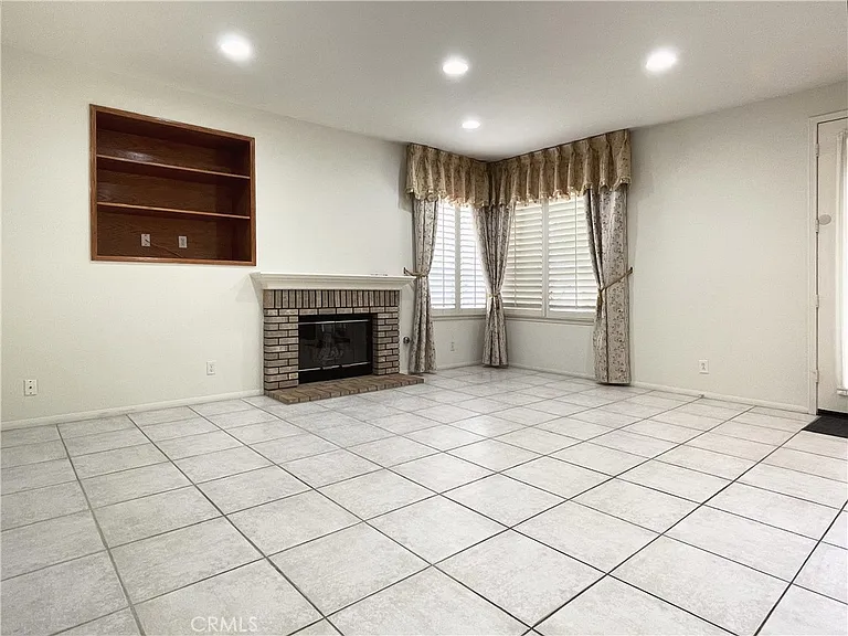 2712 Westbourne Pl — Photo 24