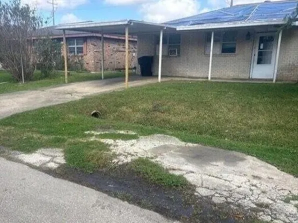 215 Saint Patrick St, Houma, LA 70364