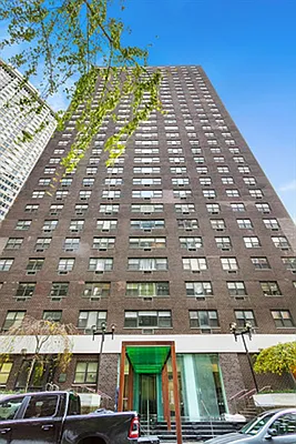 Sold by Corcoran | media 20