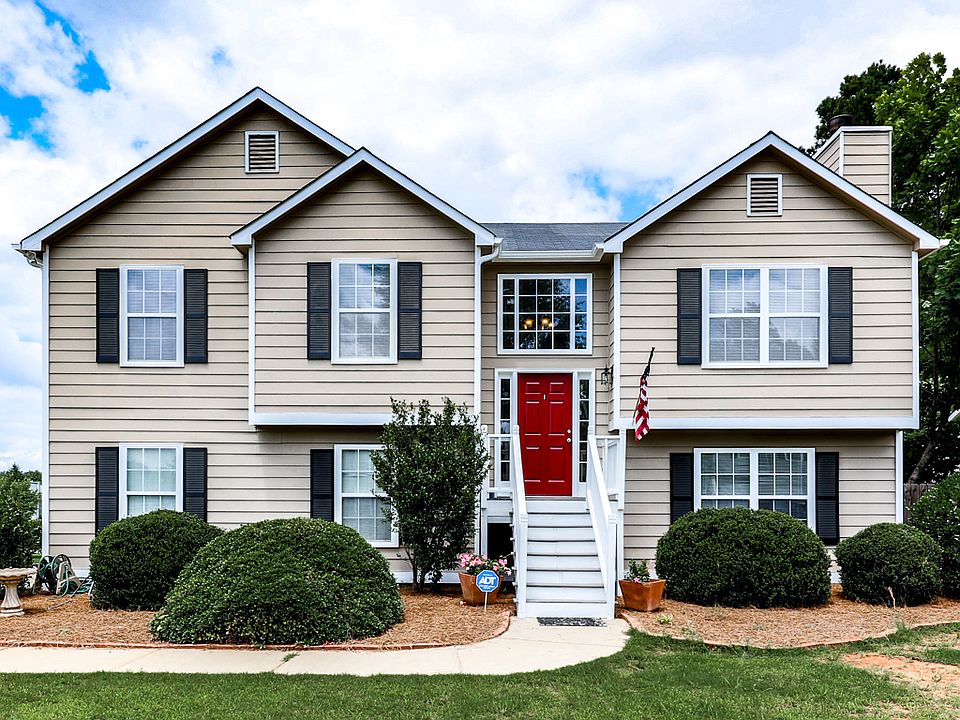 1st image of 4874 Lake Park Ln