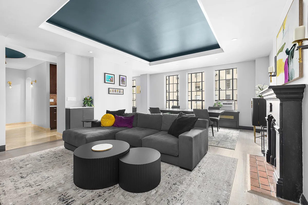 333 West 56th St Unit 11D  