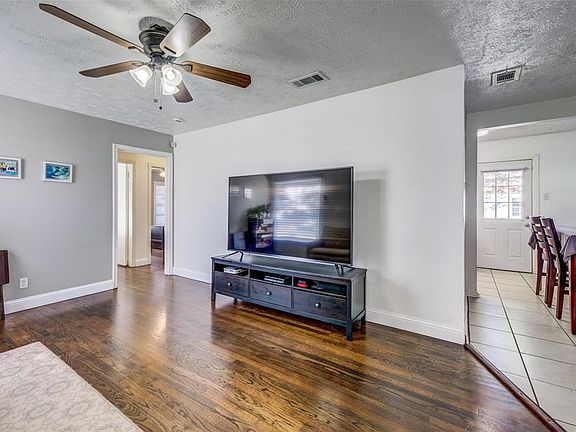 5th image of 1405 Marion Dr
