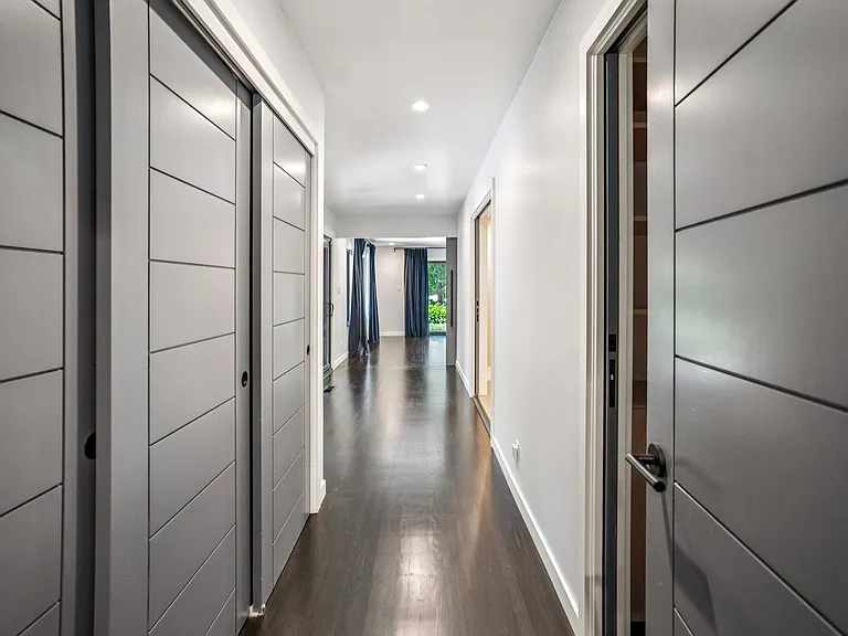 175 E Creek Dr — Photo 21