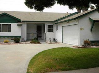 221 Bucknell Ave, Ventura, CA 93003