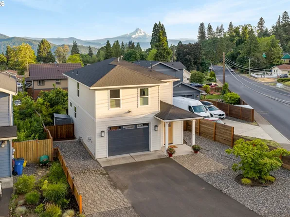 213 NE Cherry St, White Salmon, WA 98672