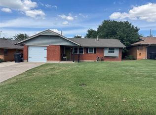 633 SW 1st Pl, Moore, OK 73160