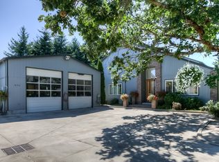 210 Bridlewood Ln, Woodburn, OR 97071