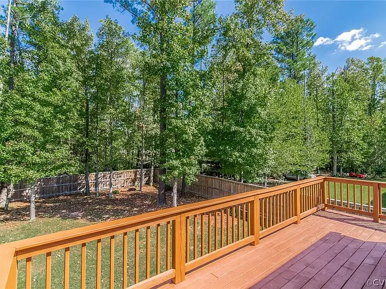 441 Battersea Ln — Photo 30