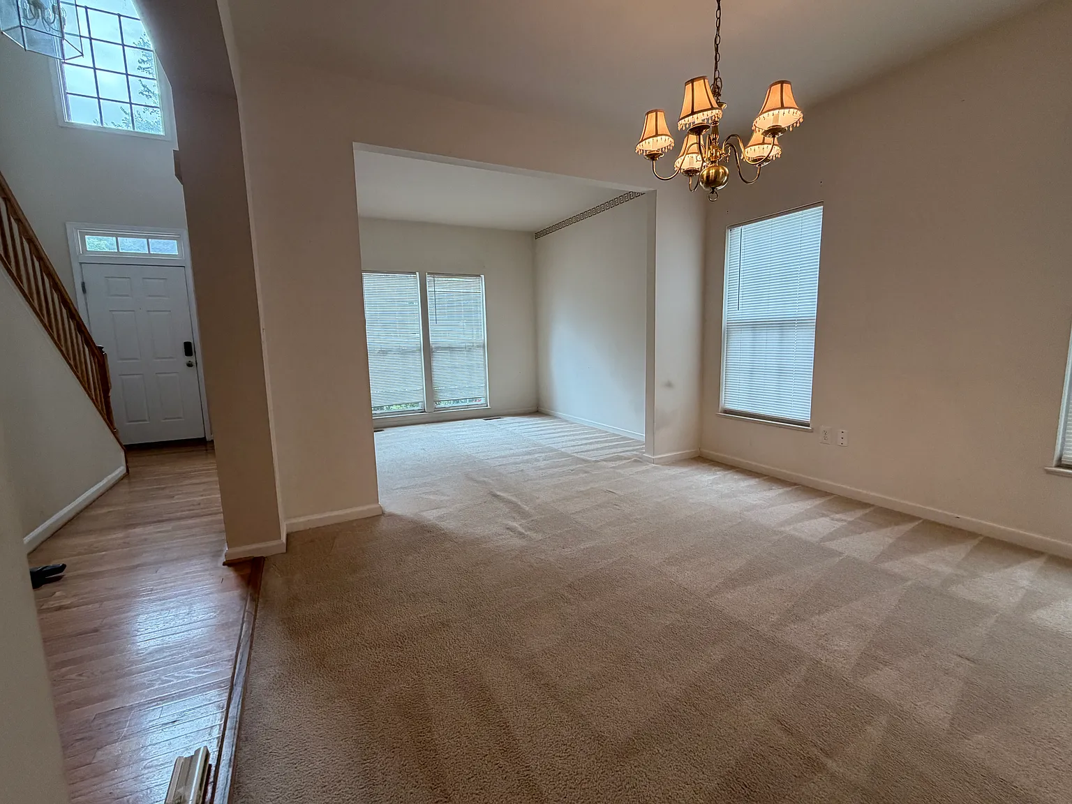 4 bed, 3.5 bath, 1944 sqft, $3,500 — Photo 4
