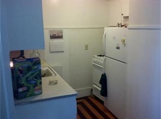 3 Second Brook St APT 2, Kingston, MA 02364