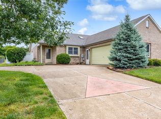 1903 Harris Ln, Xenia, OH 45385