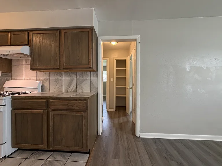 1309 S Washington Ave #2 — Photo 6
