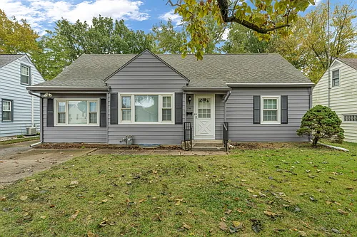 1744 SW Atwood Ave — Photo 2