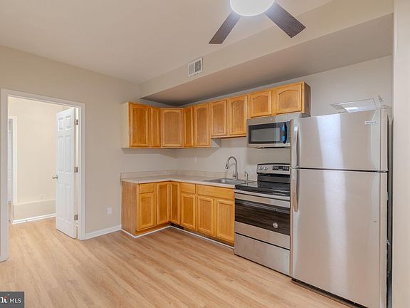 5th image of 2340 N 12th St