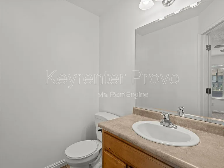 1901 W 1020 N — Photo 13