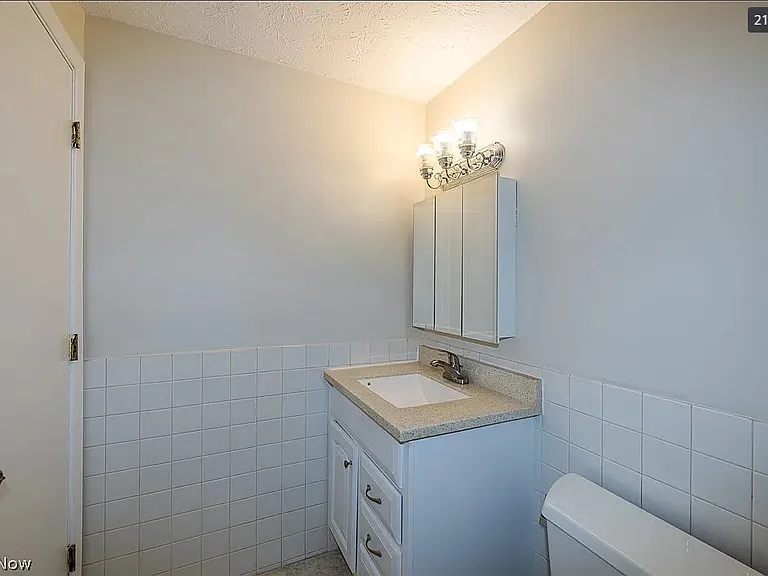 13748 Oakbrook Dr #3748 — Photo 7