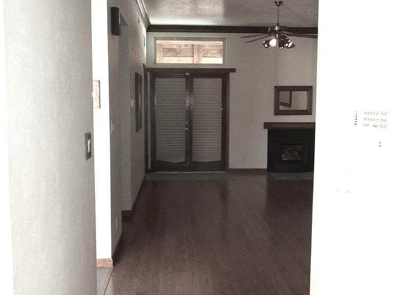 10409 Camino Del Oso NE — Photo 8