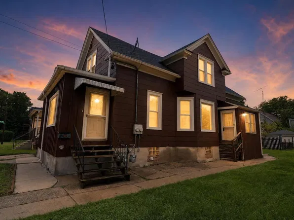 2220 54th STREET, Kenosha, WI 53140