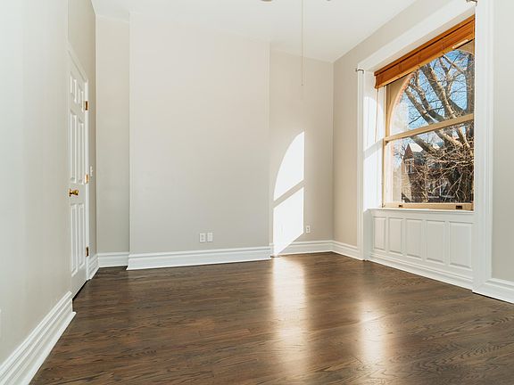 4th image of 3667 Russell Blvd #A