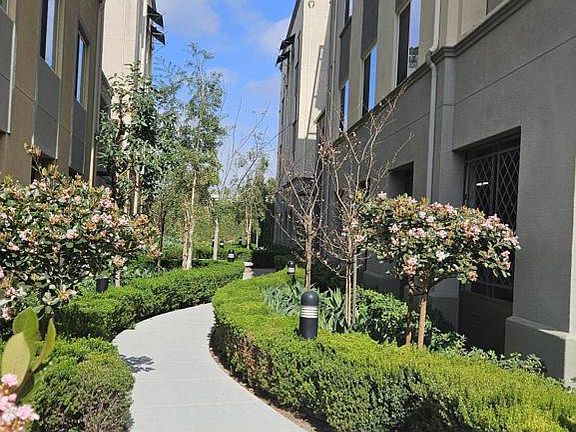 2nd image of 2820 Wagon Wheel Rd #403