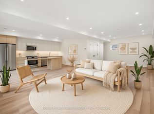 43 Batavia Ave #401, Toronto, ON M6N 4A1