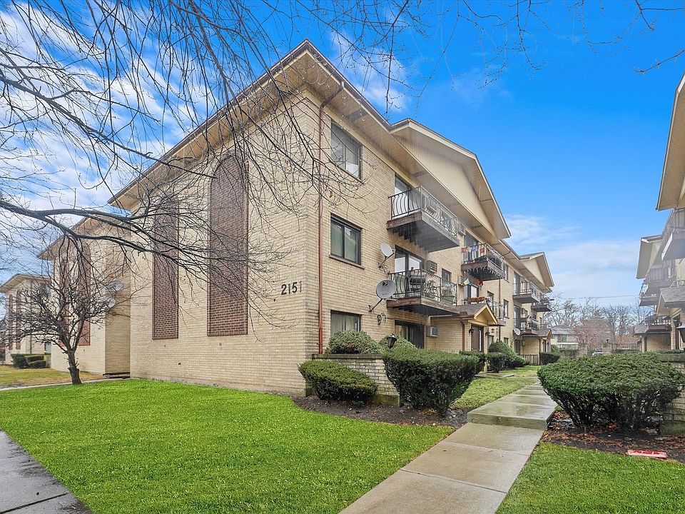 1st image of 2151 N Harlem Ave Rear 112