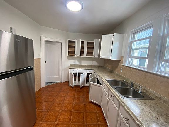2nd image of 14535 Glassboro Ave