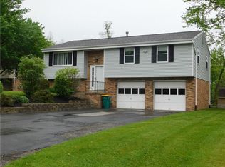 4926 Wickloe Dr, Gibsonia, PA