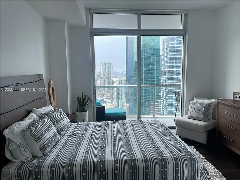 55 SE 6th St #Penthouse 4307 — Photo 15