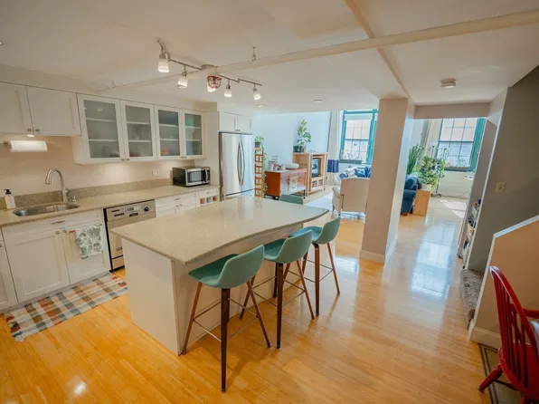 200 Market St #53B, Lowell, MA 01852