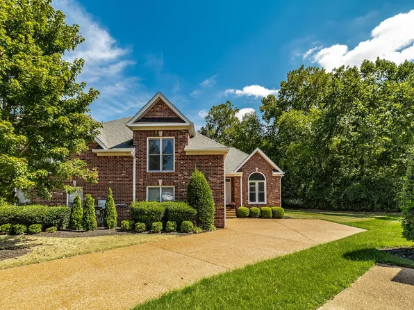244 Stoners Glen Ct, Hermitage, TN 37076
