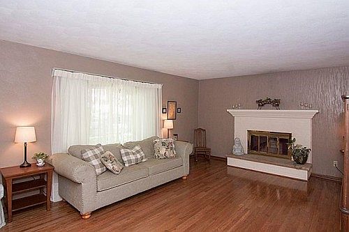 2nd image of 2705 35th St