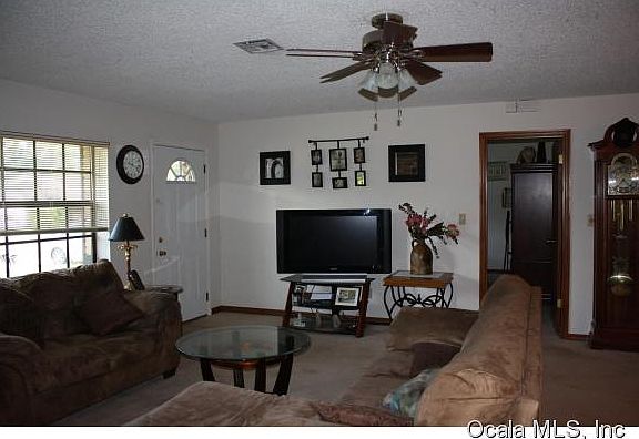 2nd image of 3495 NE 43rd Pl