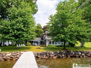 223 Lakeside Dr, Bemus Pt, NY 14712