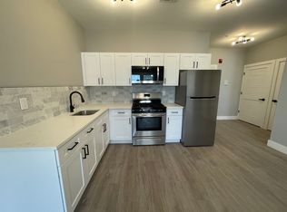 11 Silkman Pl #B, Irvington, NJ 07111