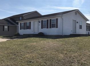 1676 Ridgeview Ct, Lancaster, OH 43130