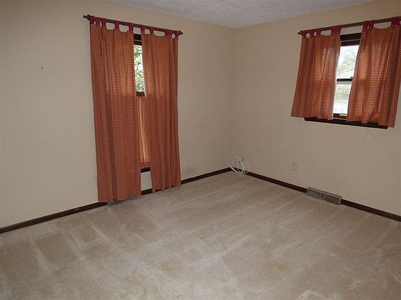 5th image of 1216 Glenwood Park Dr