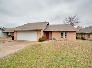 101 S La Mesa Dr, Enid, OK 73703