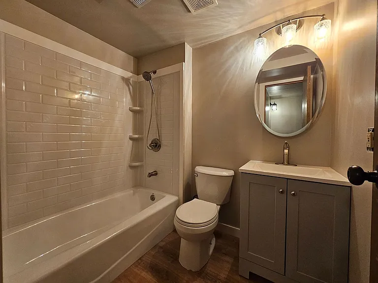 7490 Woody Creek Dr — Photo 18