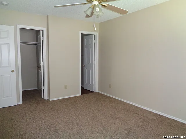 3 bed, 2.0 bath, 1212 sqft, $1,550 — Photo 2