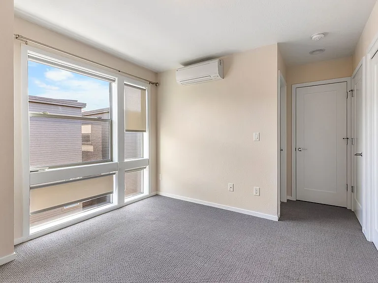 1217 N Morgan St — Photo 11