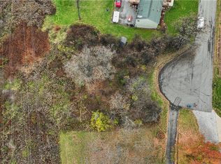 157 Buss Rd, Aliquippa, PA 15001