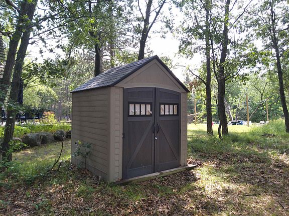 5th image of 933 County Road D